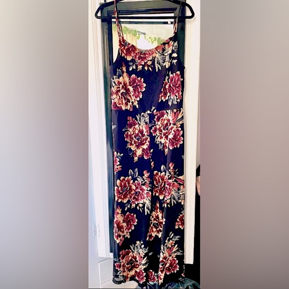 Cardalite: Jumper, floral Size - Large 
Like New condition